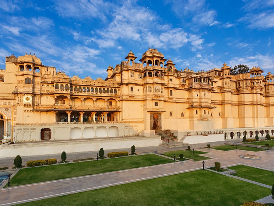 city-palace-udaipur